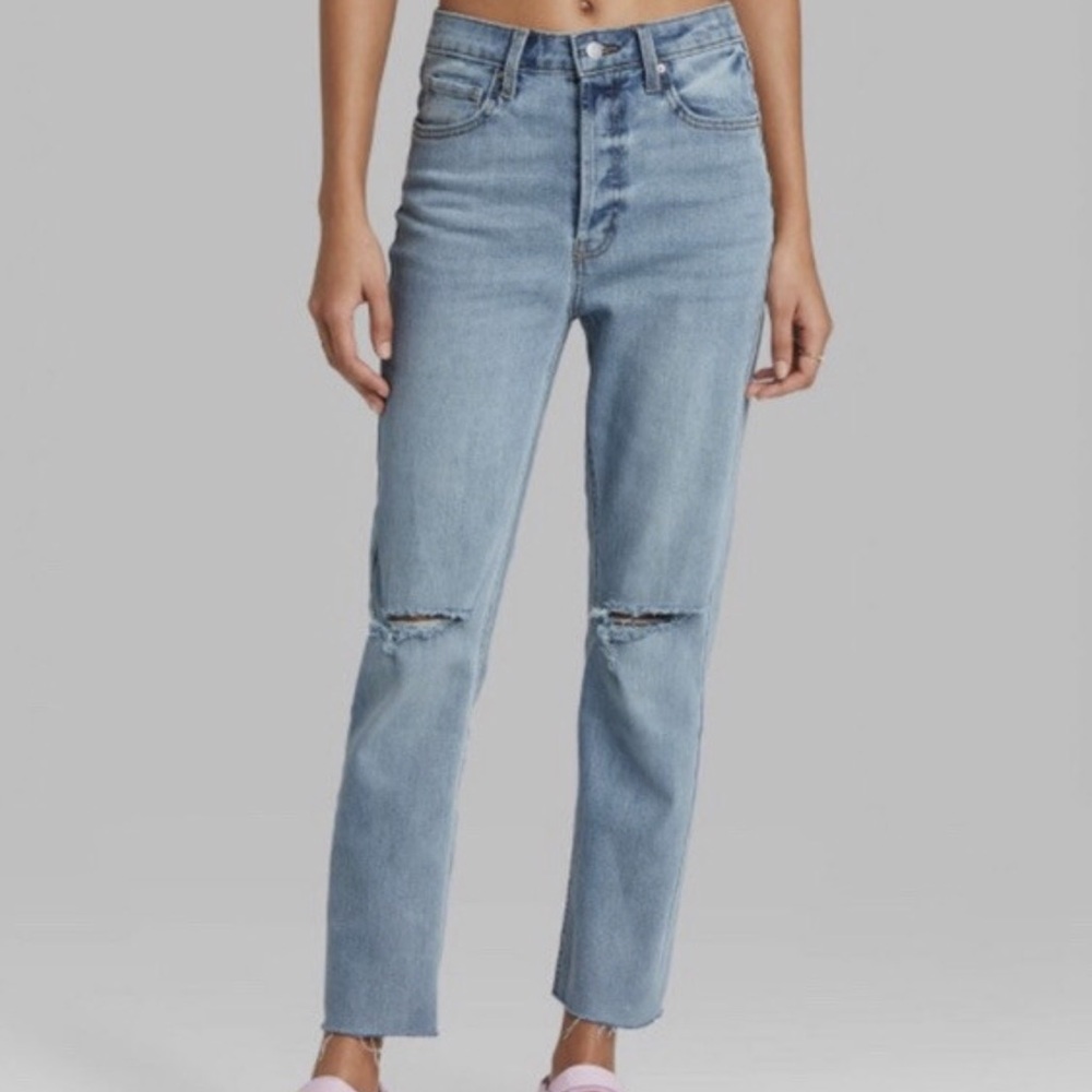 Wild Fable Super High Rise Slim Straight Distressed Medium Wash Jeans